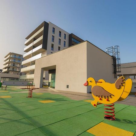 Royal Manu Apartment Netflix Lodž Exteriér fotografie