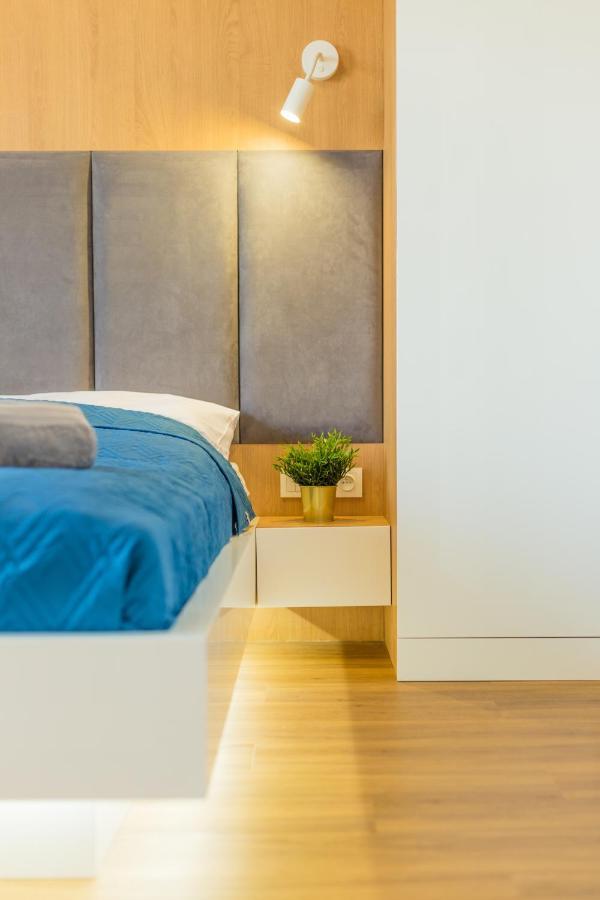 Royal Manu Apartment Netflix Lodž Exteriér fotografie