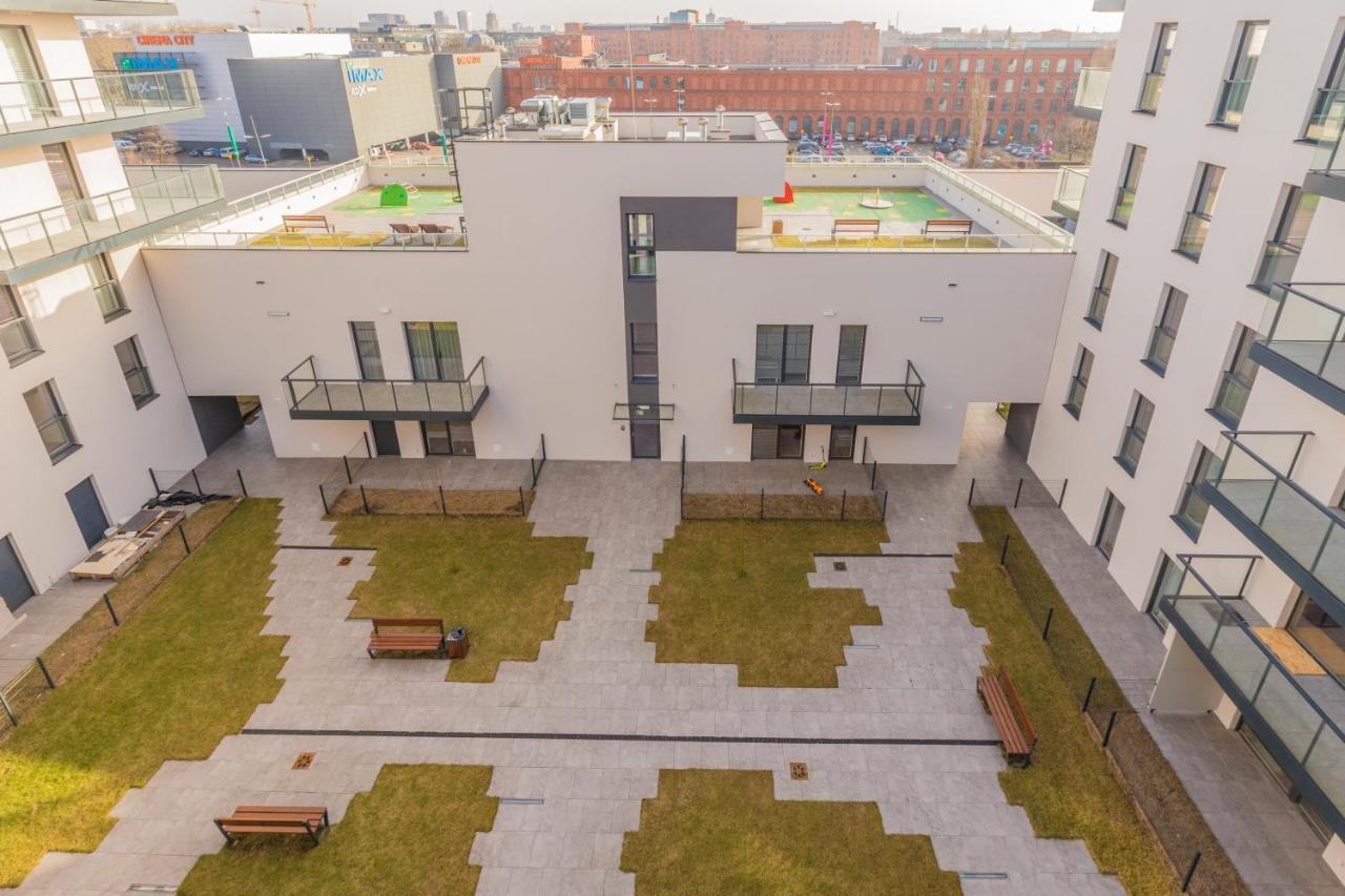 Royal Manu Apartment Netflix Lodž Exteriér fotografie