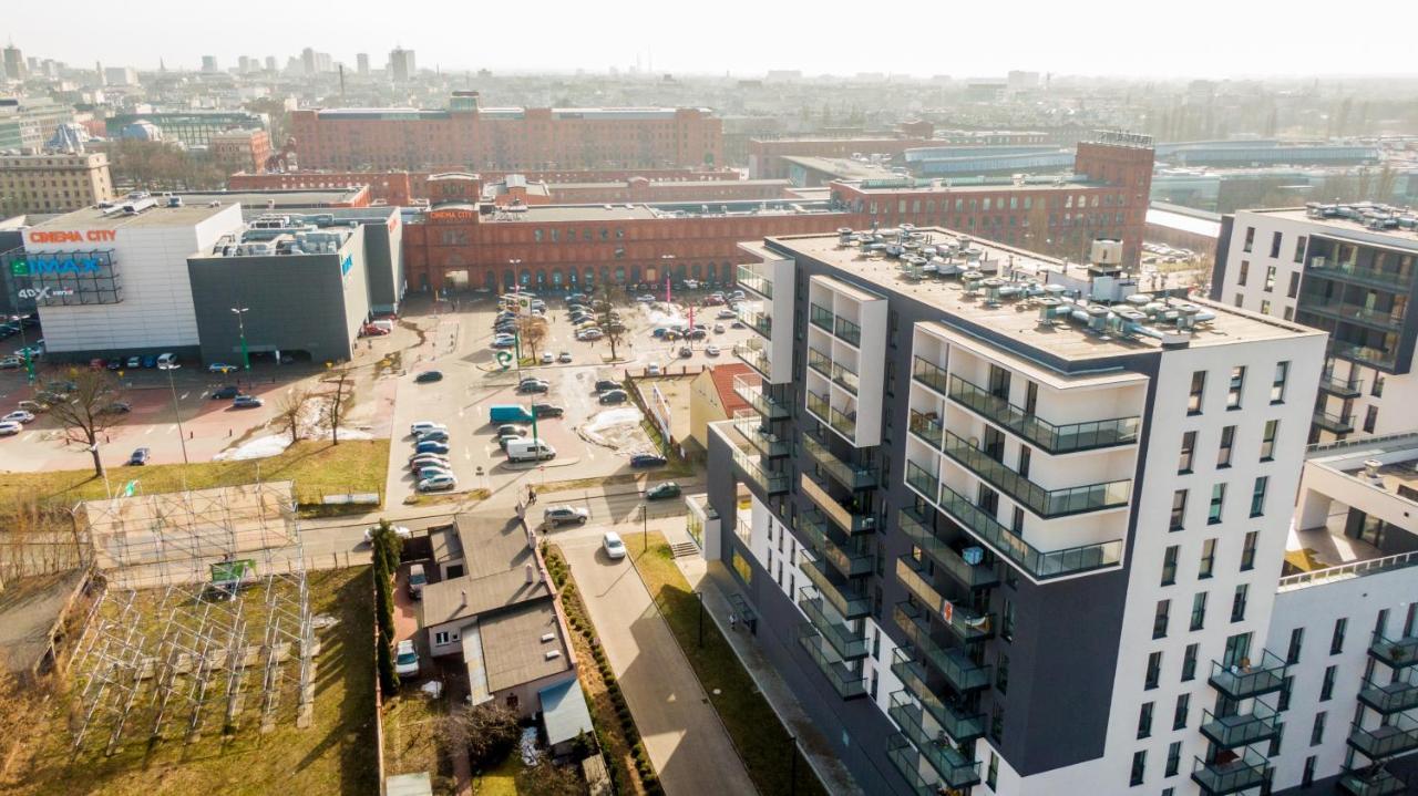 Royal Manu Apartment Netflix Lodž Exteriér fotografie